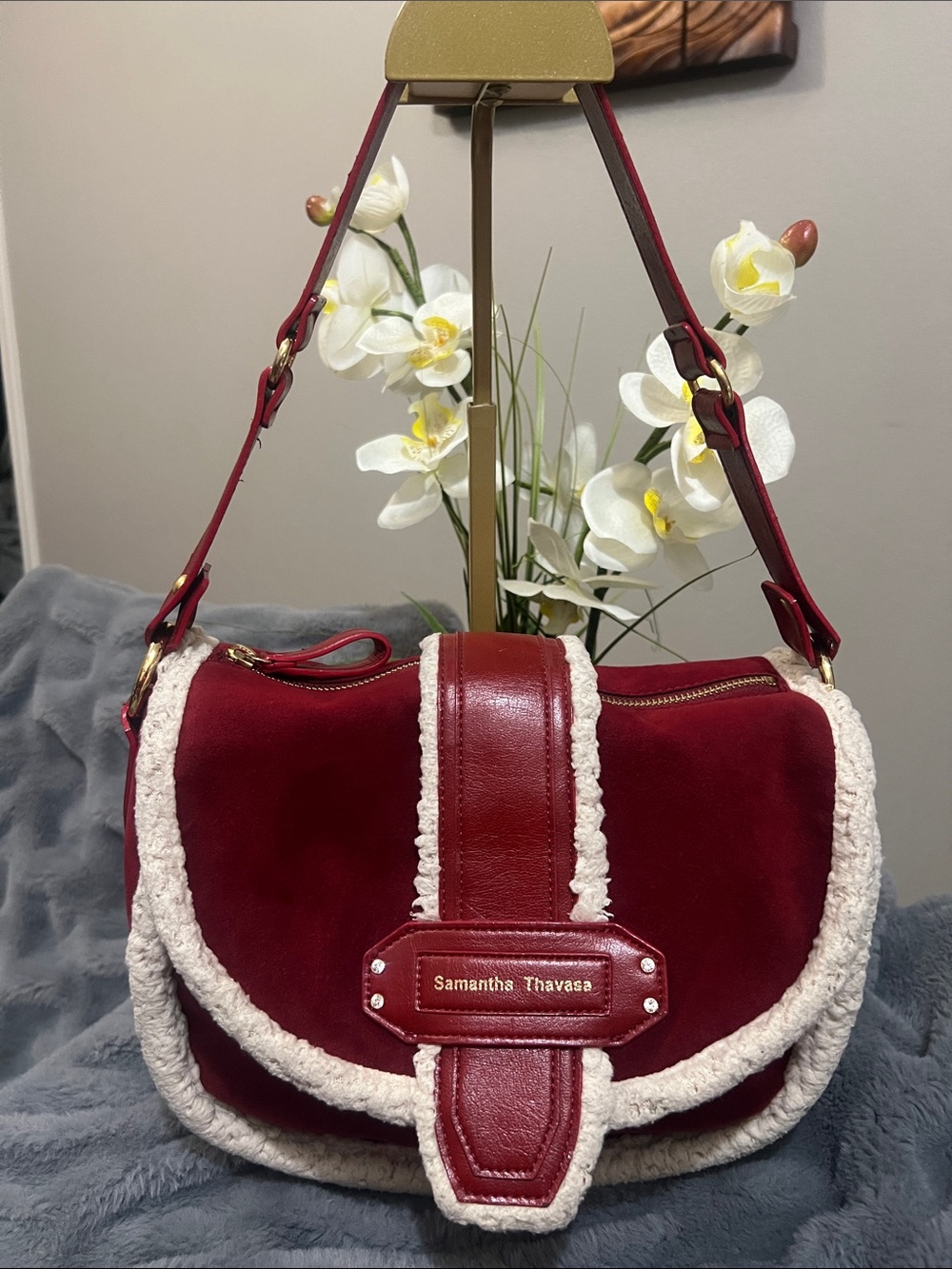 Samantha Thavasa Red Suede Shoulder Bag Cream Shearling Trim GUC retail $249